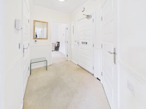 ENTRANCE HALLWAY- click for photo gallery